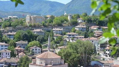 Karadeniz'in sakl� g�zelli�i! Tarihi sokaklar� ve e�siz manzaras�yla Amasra ilgi oda�� oldu