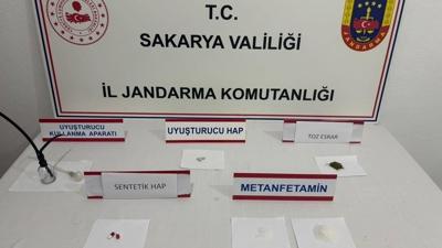Sakarya'da zehir yuvalar�na operasyon! Evlerini imalathaneye �evirmi�ler