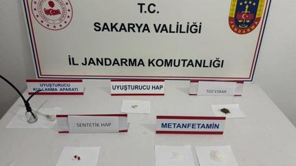 Sakarya'da zehir yuvalar�na operasyon! Evlerini imalathaneye �evirmi�ler
