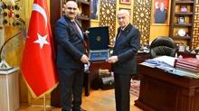 MHP Genel Ba�kan� Bah�eli, Kerk�k Valisi A�a'y� kabul etti