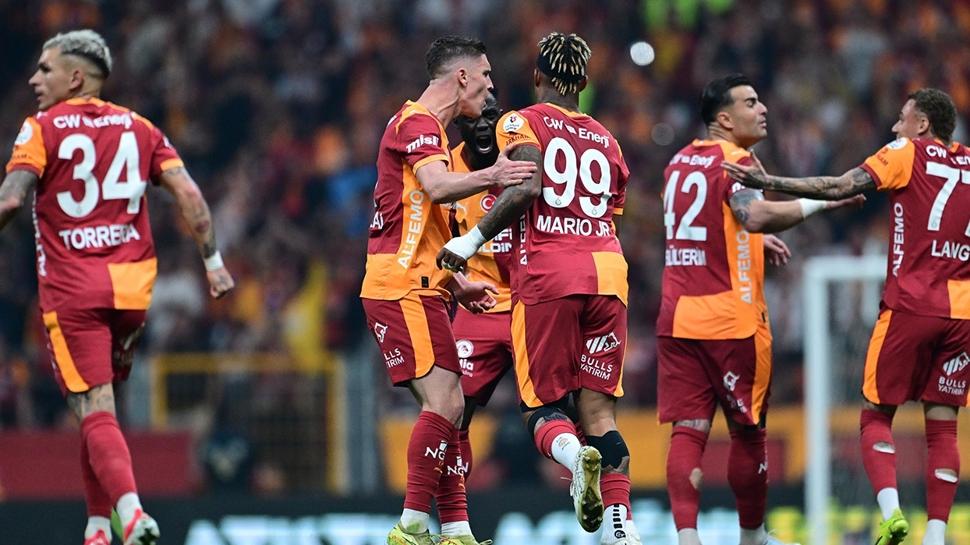 Galatasaray'da sürpriz ayrılık! Bunu kimse beklemiyordu...