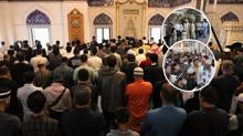 Camiye ak�n edip s�raya girdiler! Bayram namaz� 3 kez k�l�nd�