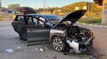 Elaz��'da SUV tipi ara� ile otomobilin �arp��t��� kazada 4 ki�i yaraland�