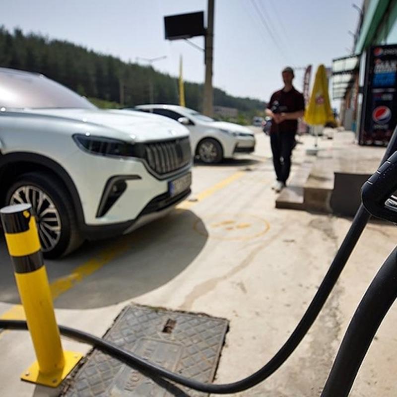 T�rkiye'nin yar�s� �hibrit ve elektrikli� dedi