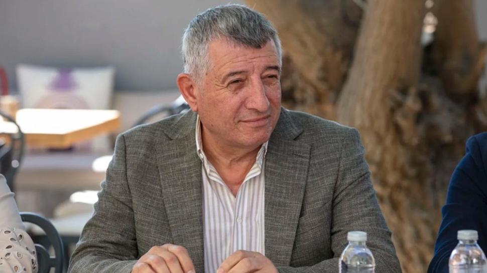 Rüşvet soruşturması kapsamında tutuklanmıştı... Güzelbahçe Belediye Başkanı Günay görevinden uzaklaştırıldı
