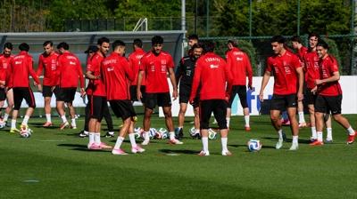 A Mili Tak�m, 2 g�nl�k izin sonras� yeniden top ba�� yapt�