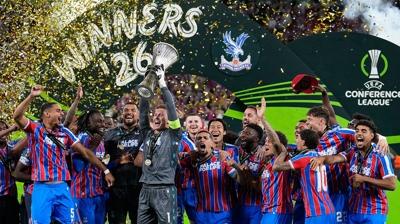 Kupa �ngiltere'ye gitti! Konferans Ligi �ampiyonu Crystal Palace