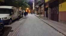 Pe� pe�e sars�nt�lar hissedildi! Vatanda�lar soka�a d�k�ld�