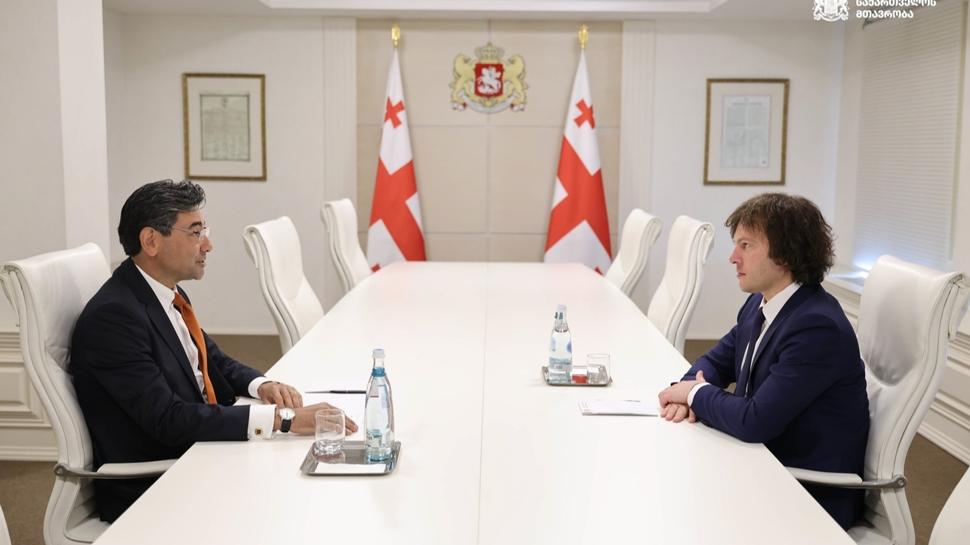 Gürcistan Başbakanı Kobakhidze, Türkiye'nin Tiflis Büyükelçisi Arı'yı kabul etti
