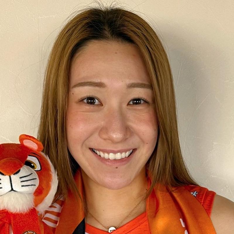 Japon sma��r Mayu Ishikawa, Eczac�ba�� Dynavit'te
