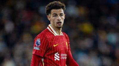 Galatasaray'a y�ld�z orta saha! Aslan g�z�n� Liverpool'a dikti