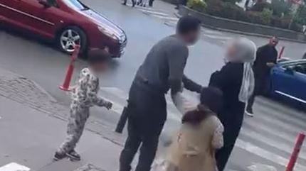Esenyurt'ta k�skan�l�k krizi! Yan d�kkandaki gen� k�z� defalarca b��aklad�