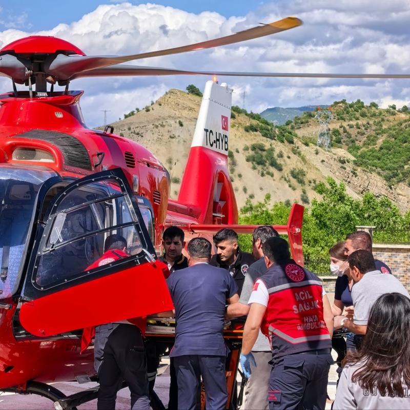 Tunceli'de ay� sald�r�s�nda yaralanan ki�i ambulans helikopterle hastaneye ula�t�r�ld�