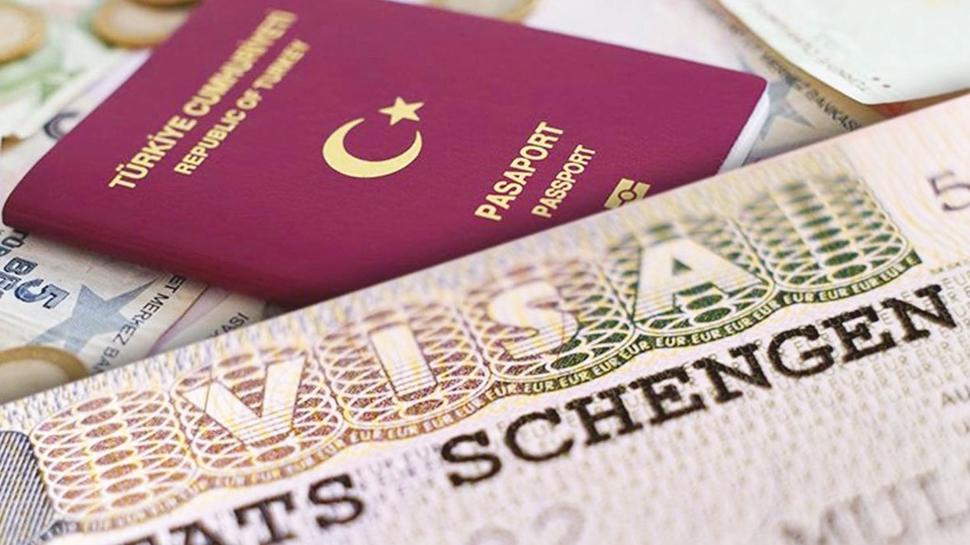 Türkiye'nin her 100 Schengen başvurusundan 15'i reddedildi