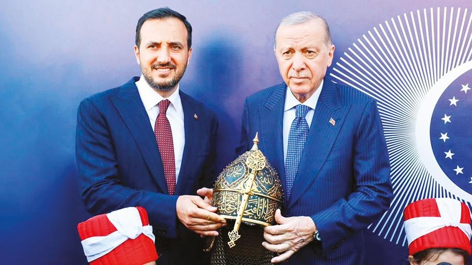 Başkan Erdoğan'a anlamlı hediye! Fetih ruhunun sembolü