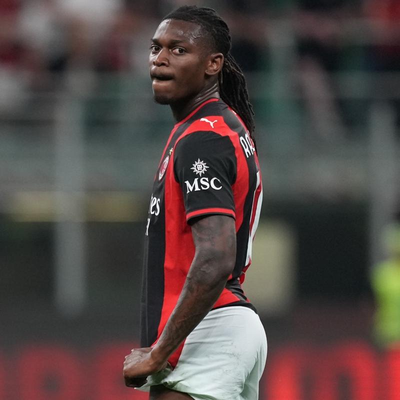 Fenerbah�e ve Galatasaray'a m�jde! Rafael Leao'dan ayr�l�k karar�