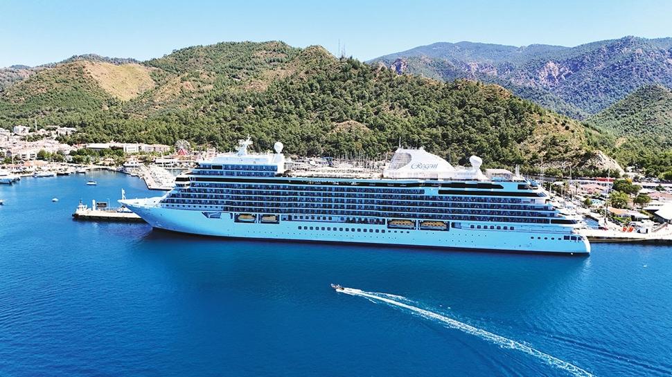 L�ks Amerikan gemisi Marmaris'te