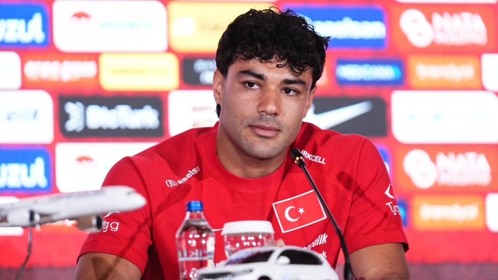 Ozan Kabak: En iyisi kimse o oynayacak, diğerleri onu destekleyecek