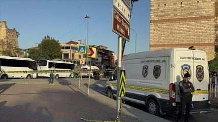 �stanbul'da sur alarm�: Yakalanan gencin telefon ar�ivi polisi alarma ge�irdi