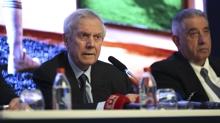 Aziz Y�ld�r�m'dan transfer a��klamas�! ''�ki oyuncuyla anla�t�k''