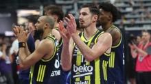Fenerbah�e Beko, yar� finalde Anadolu Efes'i a��rlayacak