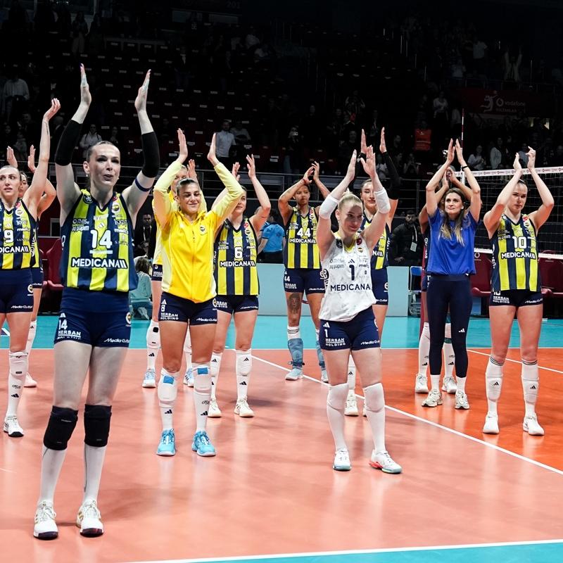 Fenerbah�e Medicana'da yaprak d�k�m�: 6 isim ayr�ld�