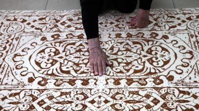 Ahlat mezar ta�lar�ndaki desenler hal�ya dokundu