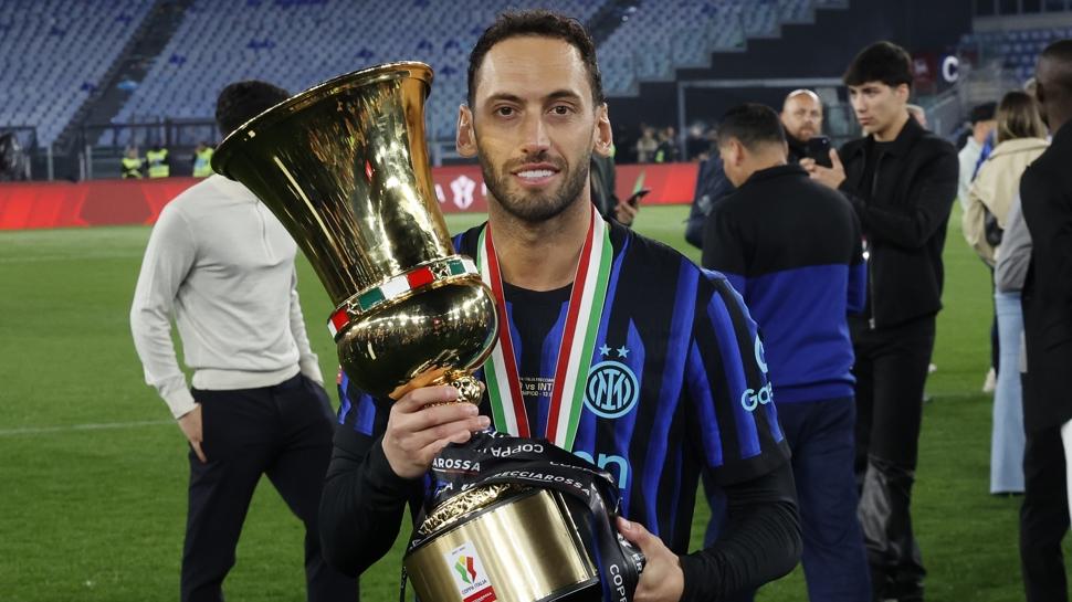 Ve transfer resmen bitti! Hakan Çalhanoğlu duyuruldu