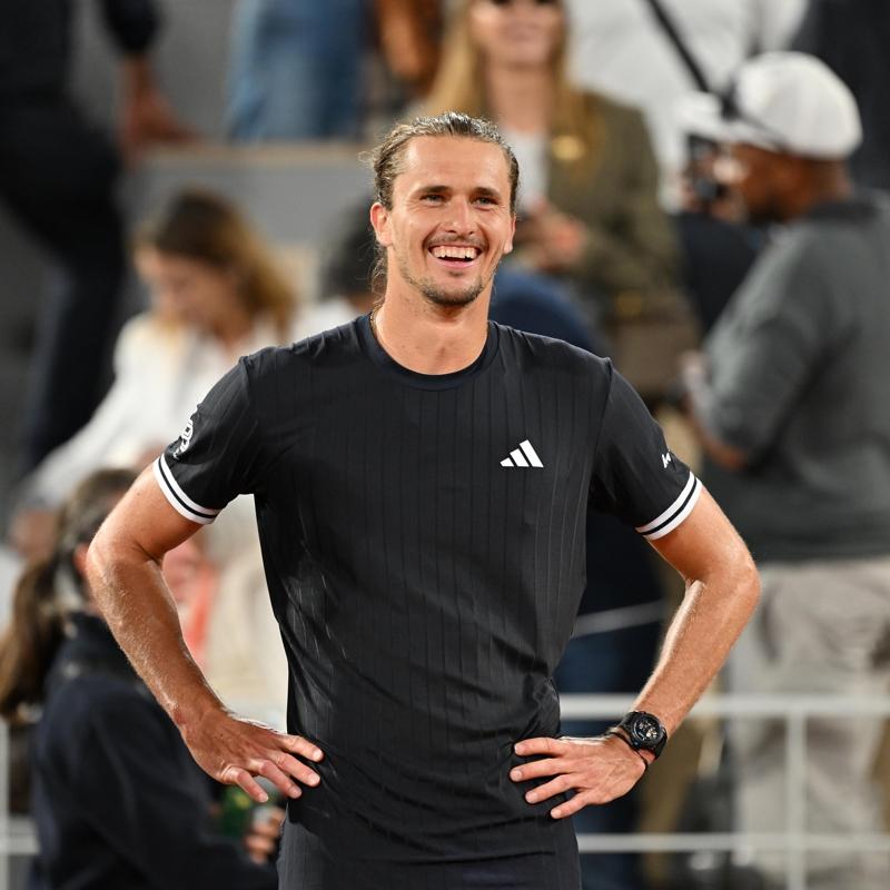 Fransa A��k'ta Zverev, Kostyuk ve Andreeva yar� finale ��kt�