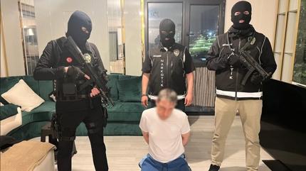 M�T'in operasyonuyla yakalanm��t�... Hollanda karteli �lkesine postaland�