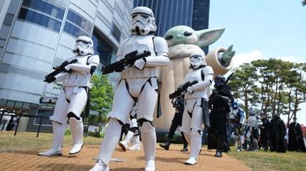 Star Wars d�nyas�nda mutlaka bilmeniz gereken, duyunca �a��raca��n�z 5 detay!