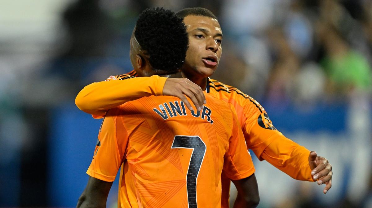 Vinicius Junior Real Madrid Kylian Mbappe foto�raflar� resimleri