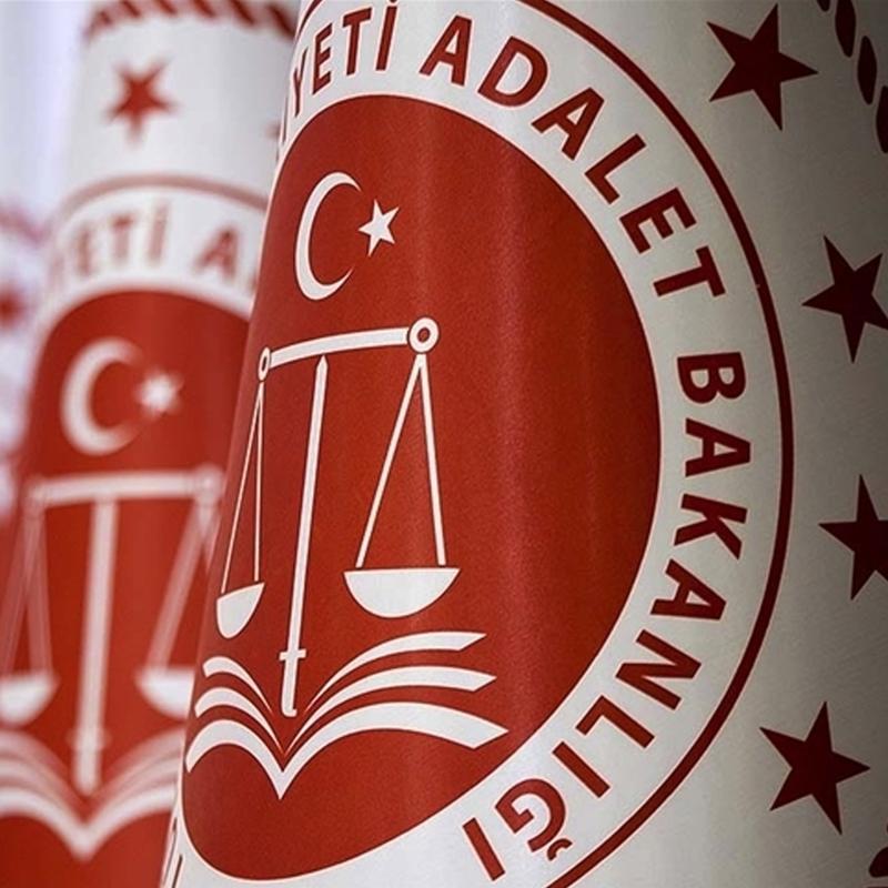 Adalet Bakanl���'nda g�revde y�kselme ve �nvan de�i�ikli�i sonu�lar� a��kland�