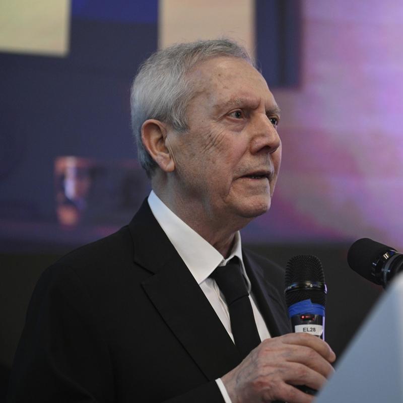 Aziz Y�ld�r�m'dan �arp�c� s�zler! 'Fenerbah�e'nin b�y�kl���n� dosta d��mana yeniden hat�rlataca��z'