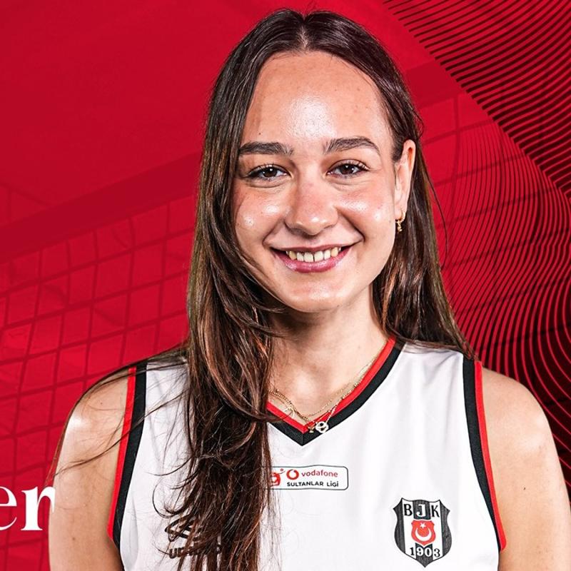 Be�ikta�'ta ayr�l�k: Zeynep �zen