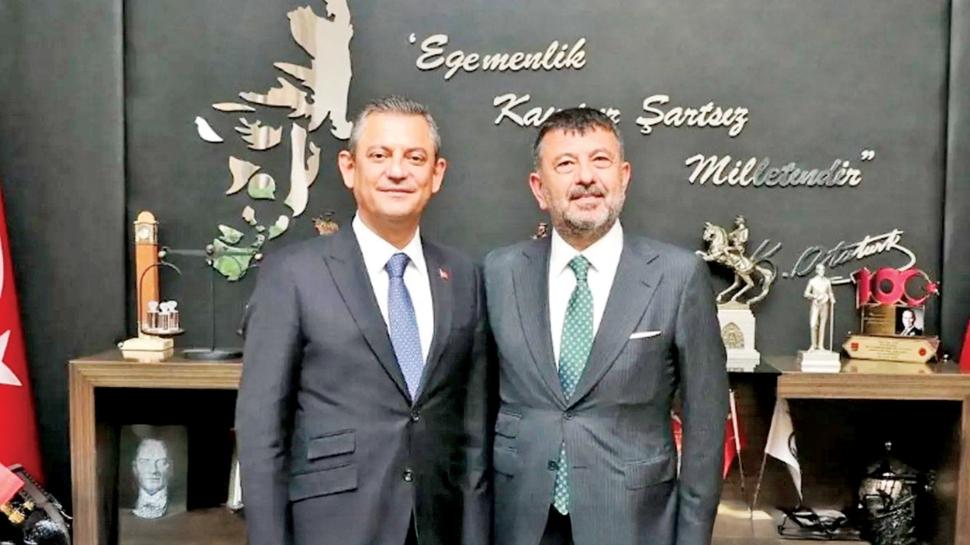 CHP'li Özel ve Ağbaba'ya soruşturma... Dosyaları Ankara'ya gönderildi