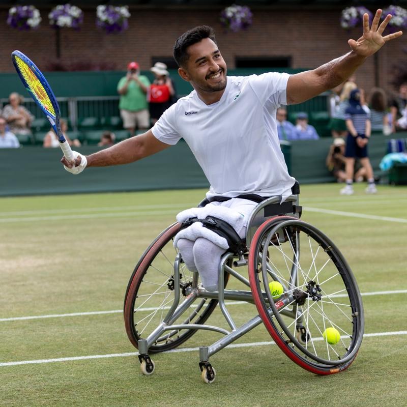 Para tenis�i Ahmet Kaplan, Fransa'da yar� finale biletini ald�