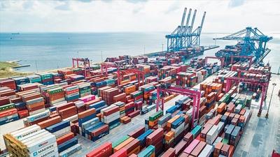 Kargo trafi�ini �stanbul s�rtl�yor