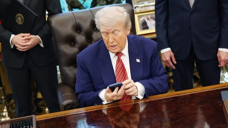 Trump'a sosyal medya resti! 