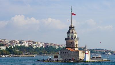 �stanbul'un simgesi K�z Kulesi'nin y�zy�llar� a�an hikayesi!