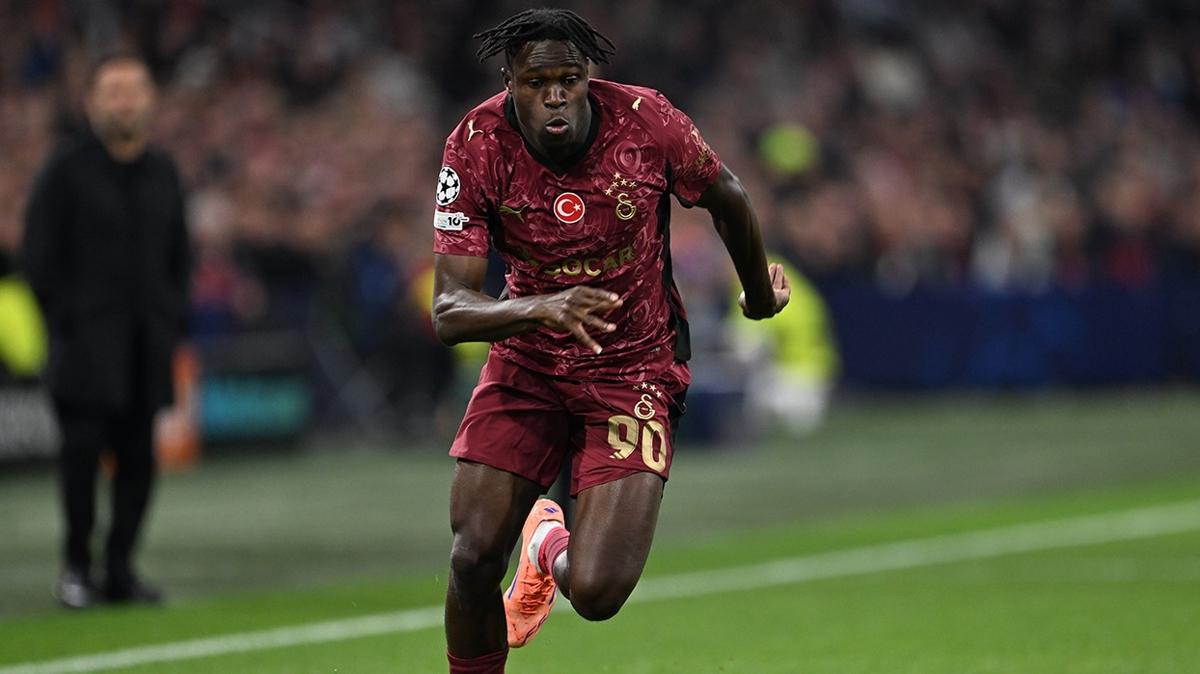 Wilfried Singo Napoli Galatasaray foto�raflar� resimleri