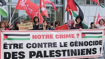 Paris'te sular durulmuyor: Gazze i�in halk soka�a d�k�ld�
