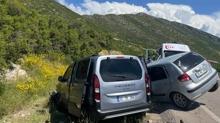 Isparta'da iki otomobil �arp��t�: �l� ve yaral�lar var