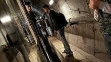 �BB'nin metro �ilesi bitmiyor: Yolcular t�nelde y�r�d�