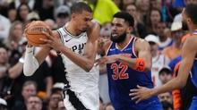 New York Knicks, San Antonio Spurs kar��s�nda seriyi 2-0 yapt�