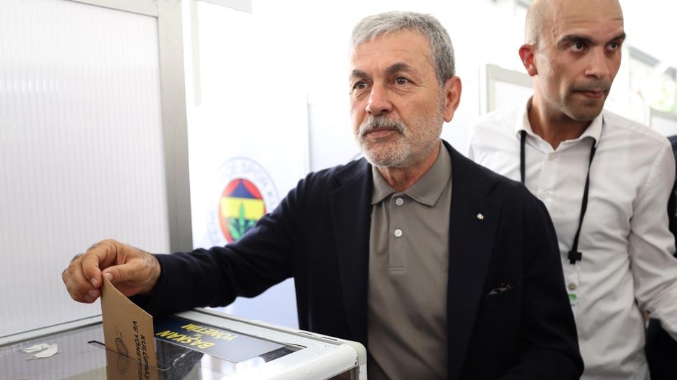 Aykut Kocaman'dan Aziz Yıldırım cevabı! "Son derece rahatsız