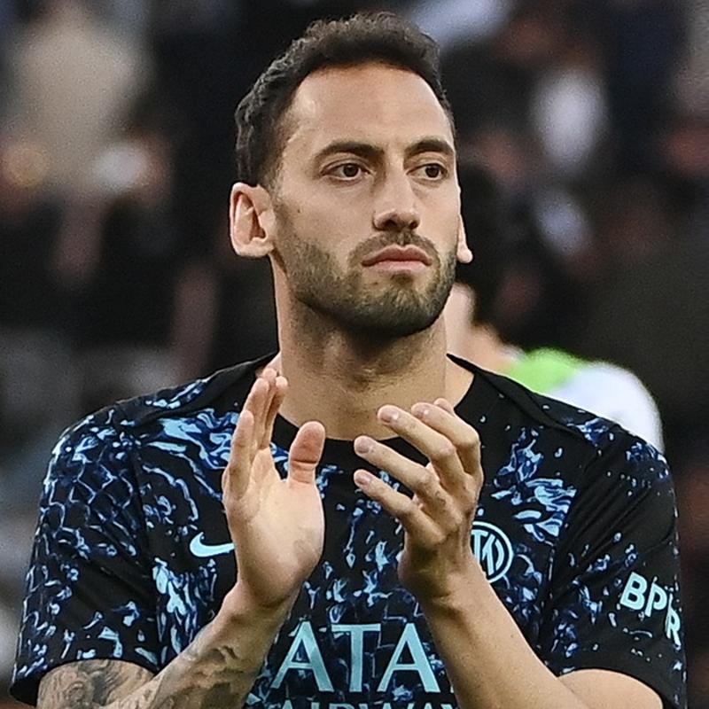 Hakan �alhano�lu transferinde s�cak geli�me! Fenerbah�e...