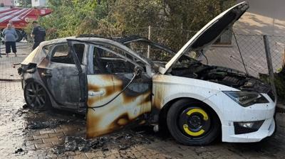Antalya'da feci kaza: Yanan araba duvara çarparak durabildi