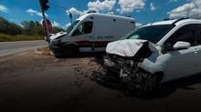 K�tahya'da ambulansla araba �arp��t�: Biri �ocuk 7 ki�i yaraland�