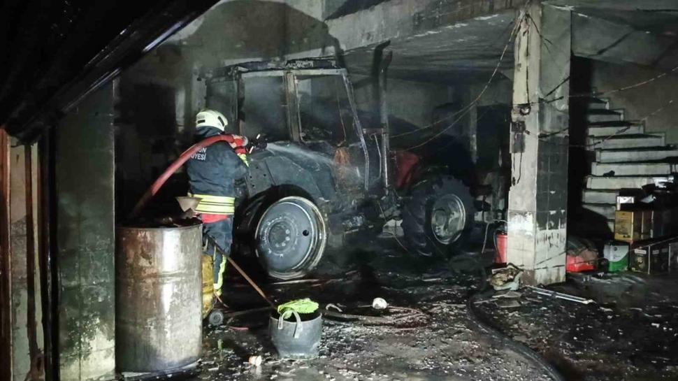 Bafra'da sanayi sitesinde korkutan yangın